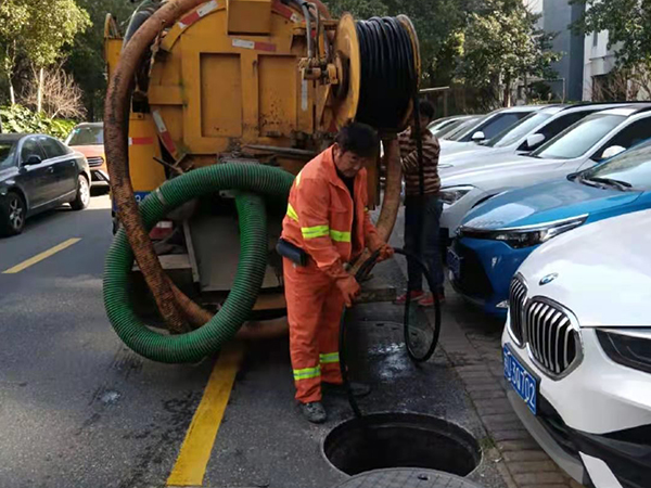 海珠排污管道清淤